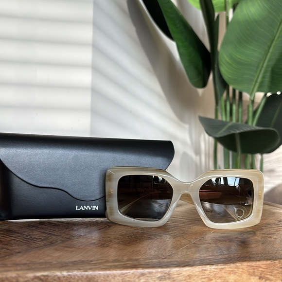 NWT⚠️ Authentic LANVIN 50mm Gradient Square Designer Sunglasses🤎🕶️🌅 - Picture 8 of 17
